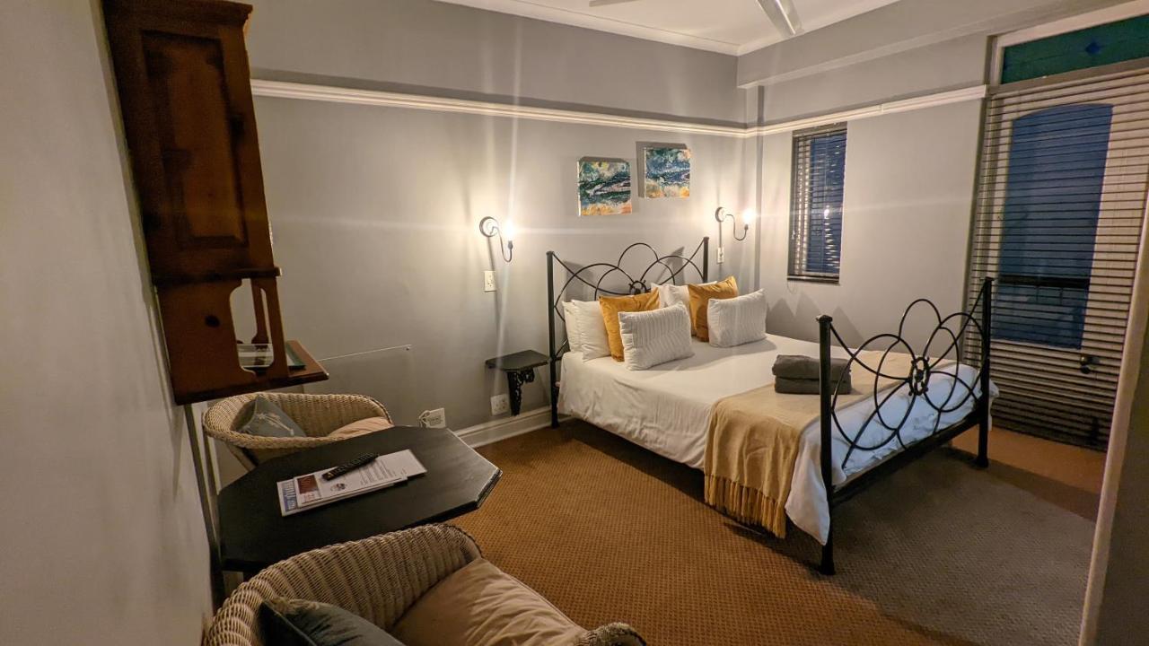 Wayside Inn Knysna Exterior foto