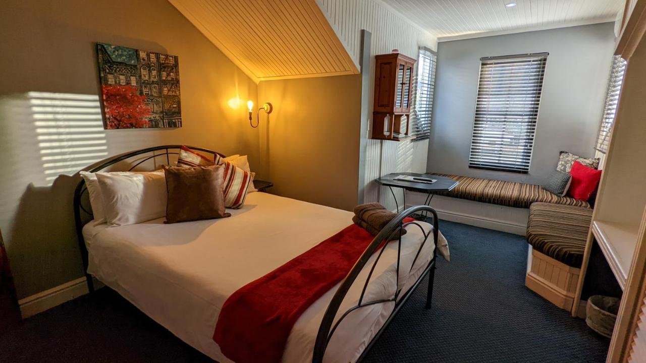 Wayside Inn Knysna Exterior foto
